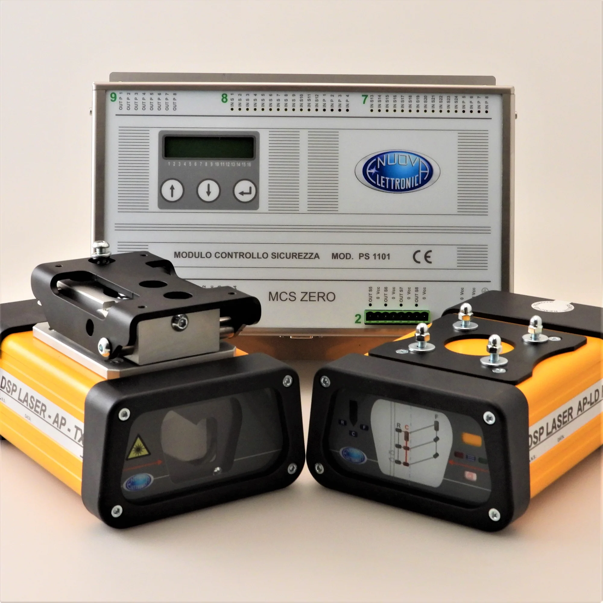 DSP laser guarding devices with MCS safety controller